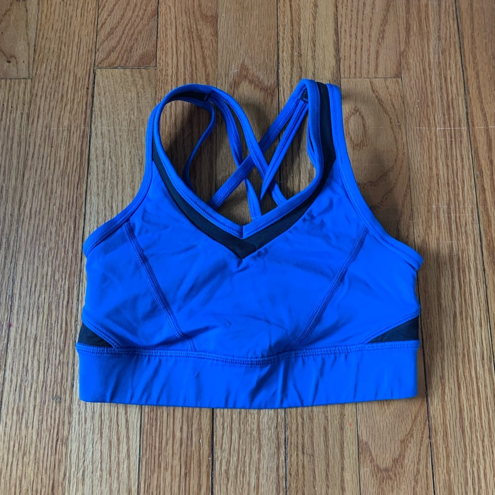 Lululemon sports bra